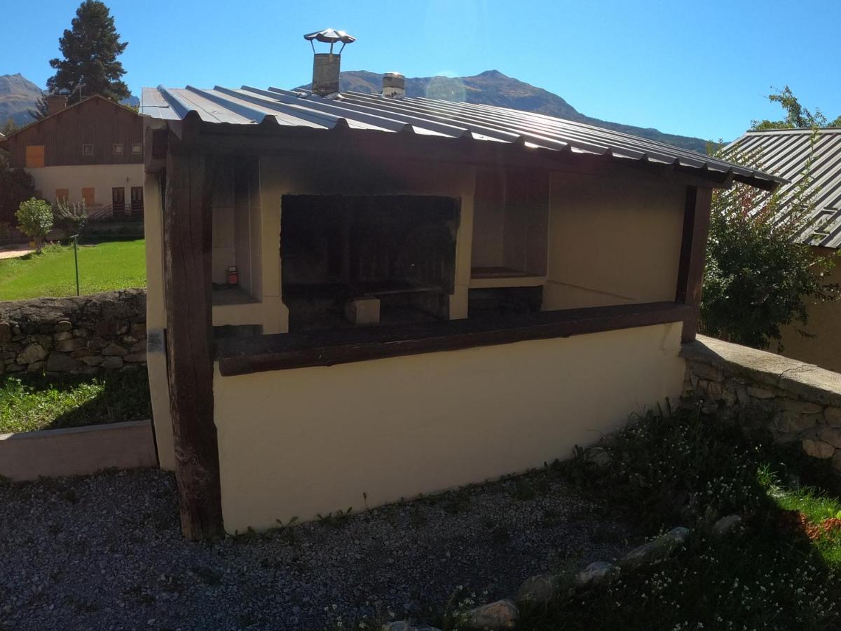 Maison Neuve Proche De Barcelonnette Жозьє Екстер'єр фото